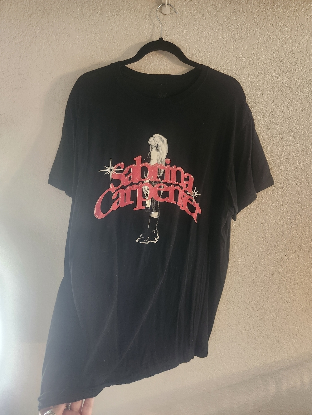 🖤❤️✨EUC Sabrina Carpenter "Sabrina Carpenter Graphic T-Shirt" 💯% Cotton🙌🏻2XL - Picture 6 of 7